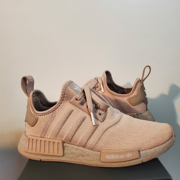 Womens Adidas NMD_R1 Shoes Ash Pearl Size 8 - Picture 12 of 16